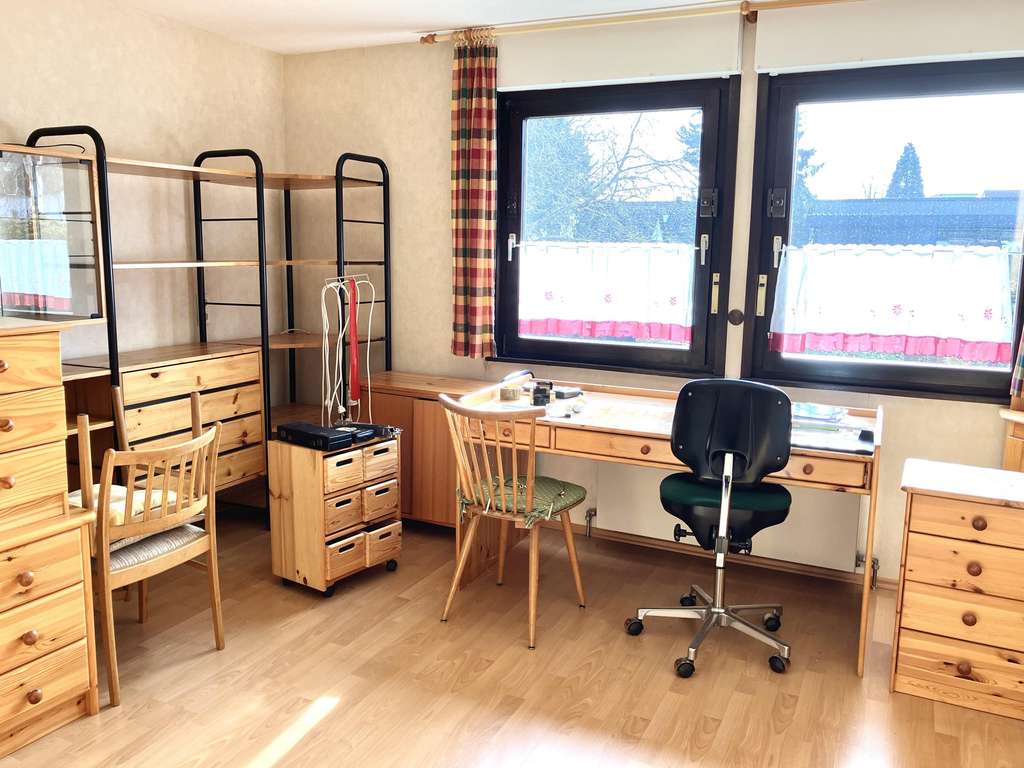 Immobilie in Weisenheim am Berg - Freistehendes Einfamilienhaus - Bungalow - in gefragter Wohnlage von Weisenheim am Berg! - Bild 4