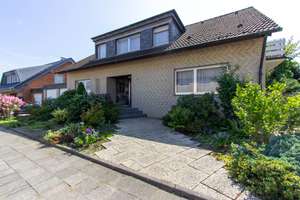 Großzügiges Einfamilienhaus auf weitläufigem Grundstück, ruhig gelegen mit Doppelgarage – In der Laag 81, 41517 Grevenbroich – Vorschaubild 3