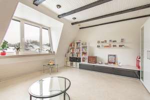 Property thumbnail 11