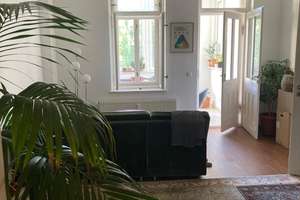 Sanierte Altbauwohnung mit Wintergarten (Zwischenmiete 1 Jahr)