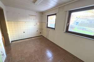 Ein Haus - viele Nutzungsmöglichkeiten, mit Ausbaupotenzial – Die vollständige Adresse der Immobilie erhältst du vom Anbieter., 71101 Schönaich – Vorschaubild 8