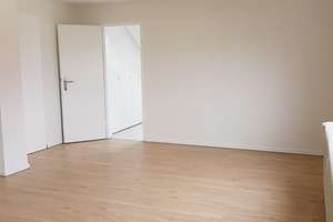 Sonnige 3,5-Zimmer-Wohnung mit Balkon, Einbauküche & Stellplatz in ruhiger Lage – Egerländer Str. 23, 73527 Schwäbisch Gmünd – Vorschaubild 12