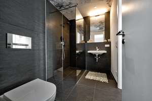 Elegante City-Wohnung mit atemberaubendem Ausblick, Gym und Concierge-Service – Europa-Allee 11, 60327 Gallus, Frankfurt am Main – Vorschaubild 12