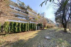 Gepflegtes Apartment mit Dachterrasse in Westausrichtung – Die vollständige Adresse der Immobilie erhältst du vom Anbieter., 80993 Alt-Moosach, München – Vorschaubild 1