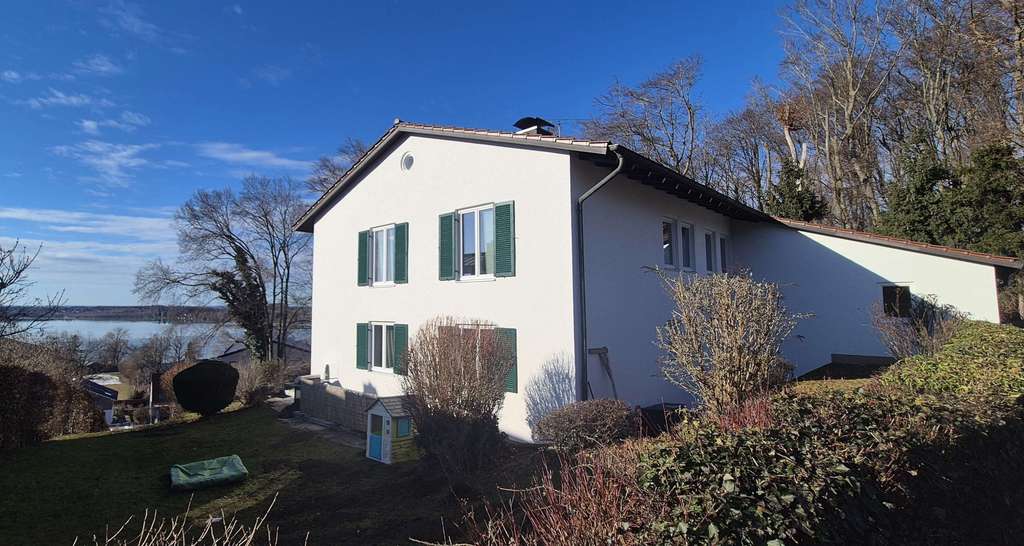 Immobilie in Wörthsee - Traumlage in Wörthsee: Zweifamilienhaus mit atemberaubendem Ausblick - Bild 0