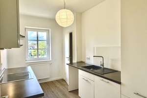 Mit Hafenblick: Wunderschöne und moderne 3-Zimmer-Wohnung