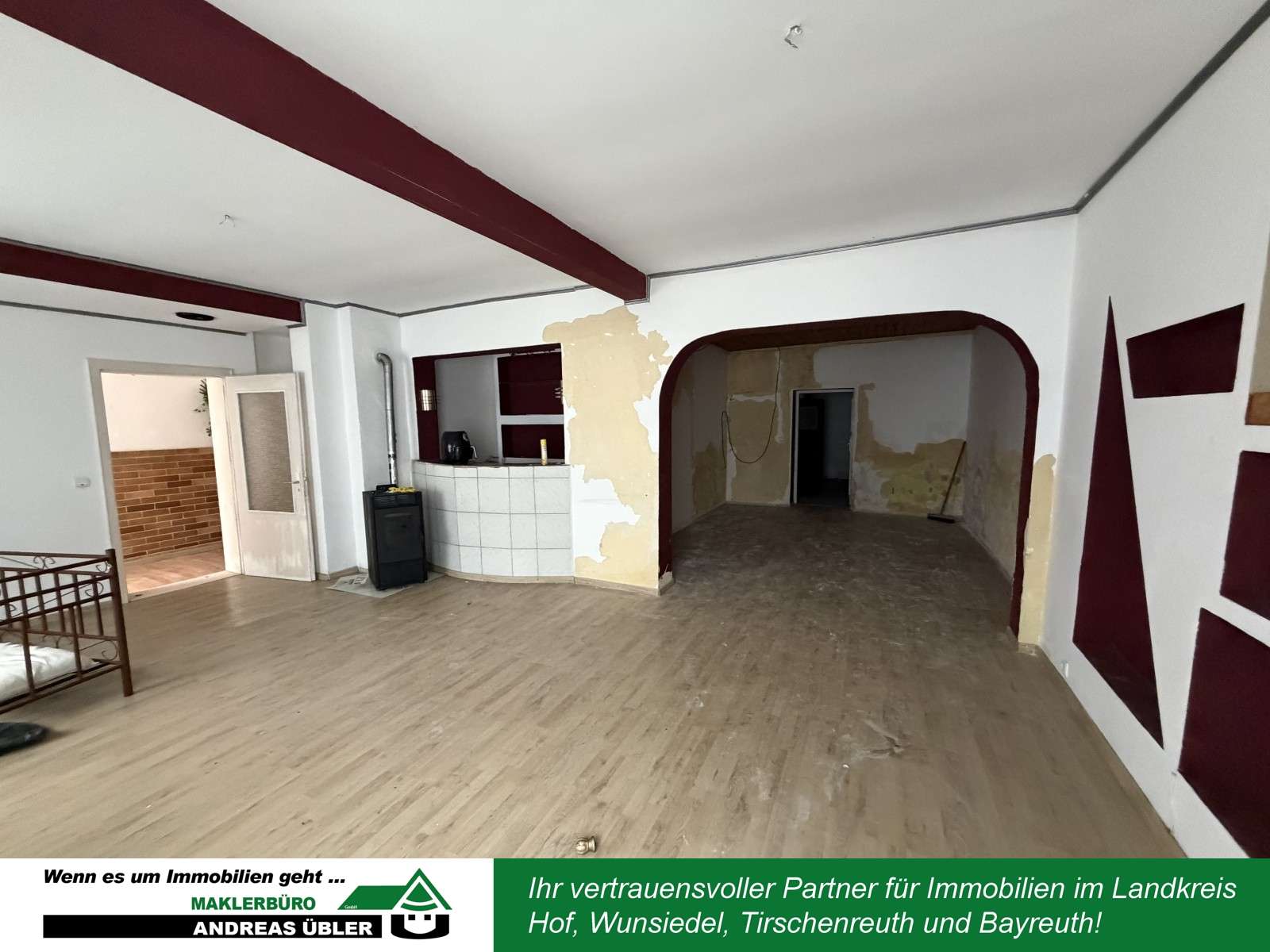 Zentrales Dreifamilienhaus mit 3 Wohneinheiten, Hof Kreis – Bild 2