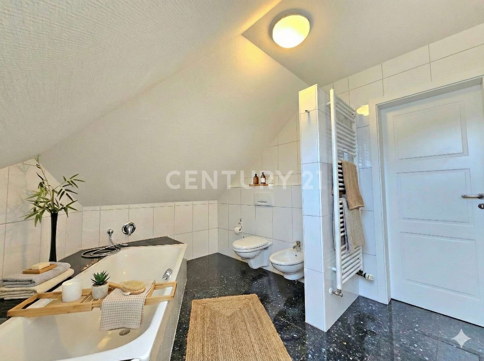 Immobilie in Schwarme - Ankommen und wohlfühlen: Lichtdurchflutete Eigentumswohnung mit großzügigem Raumkonzept - Bild 4