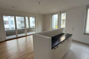 Helle 3-Zimmer Wohnung mit Einbauküche und Balkon am Mauerpark – Lichtburgring 2, 13355 Gesundbrunnen, Berlin – Vorschaubild 1