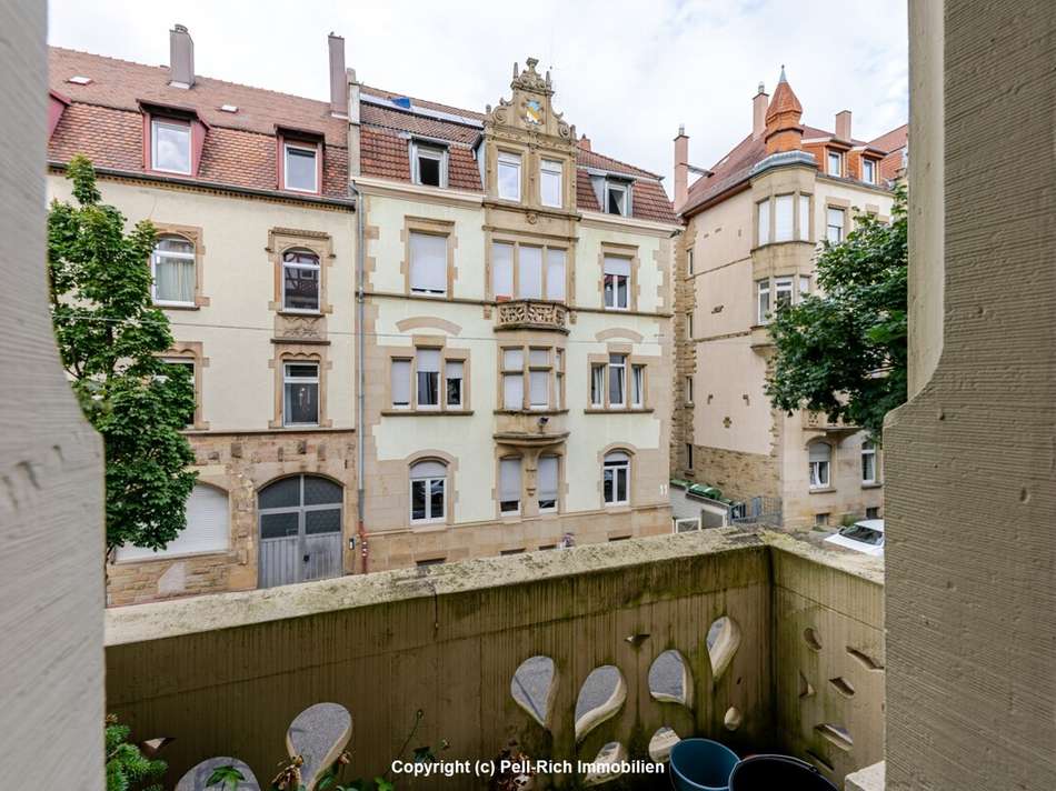 Balkon Vorderseite 1.OG