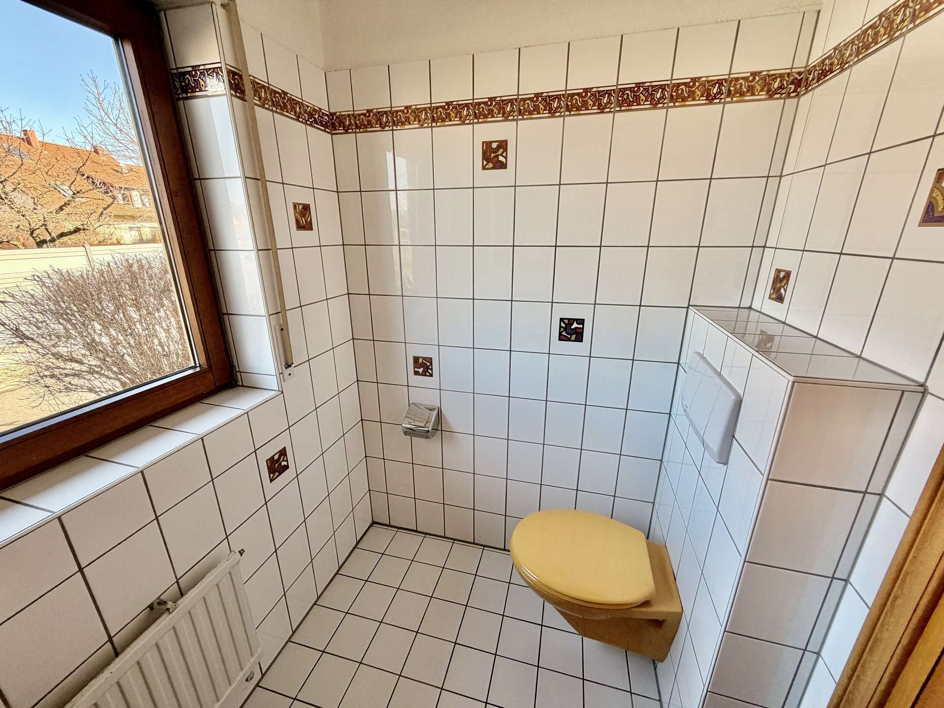 Immobilie in Sasbach am Kaiserstuhl - Charmantes Einfamilienhaus mit 5,5 Zimmern und großzügigem Grundstück - Bild 10