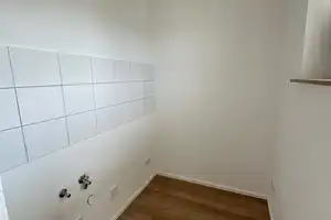 Helles & gepflegtes 1 Zimmerapartement mit Balkon in zentraler Lage von Wiesbaden! – Wittelsbacher Straße 33, 65189 Wiesbaden – Vorschaubild 7