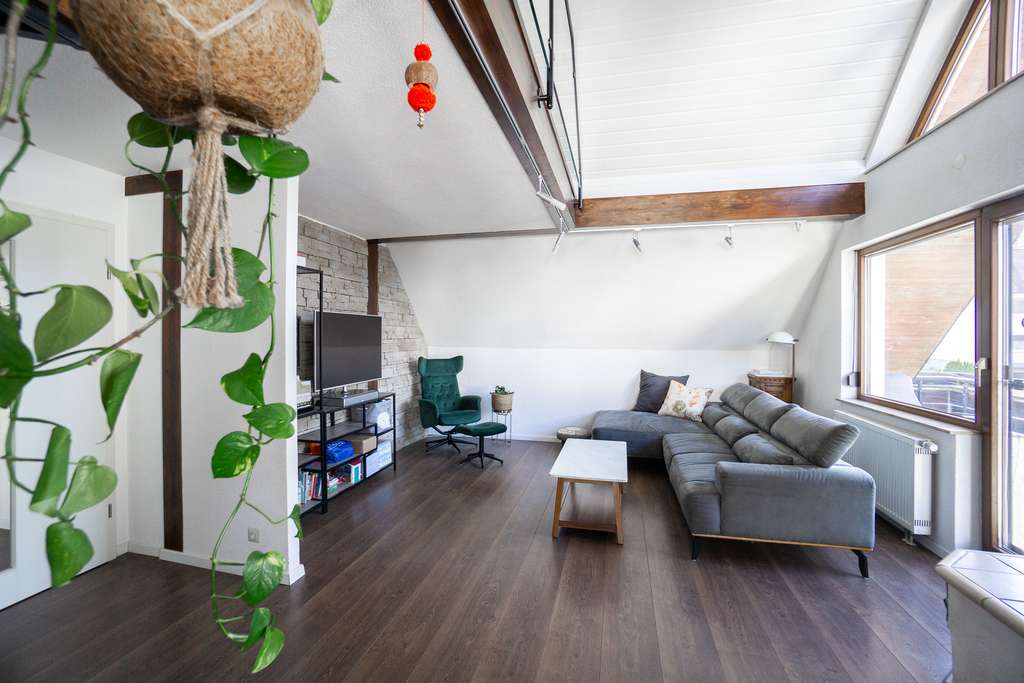 Immobilie in Hildrizhausen - Modern, lichtdurchflutet und familienfreundlich – 4,5 Zimmer-Wohnung mit Traumgrundriss - Bild 3