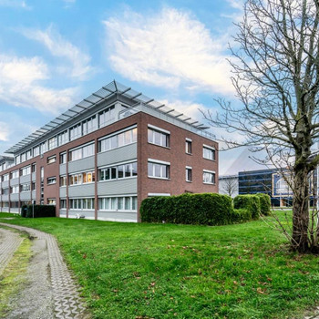 Ihr Büro am Centro Oberhausen | gute Anbindung | helle Räume | viele Stellplätze| RUHR REAL