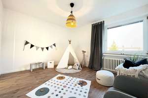 Traumwohnung frisch saniert und in top Lage – Duisburger Straße 29, 40477 Pempelfort, Düsseldorf – Vorschaubild 3