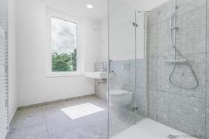 Kernsanierter 3-Zimmer-Altbau in Berlin-Köpenick: Erstbezug mit Wohnküche, Tageslichtbad und Balkon – Müggelheimer Straße 18, 12555 Köpenick, Berlin – Vorschaubild 6