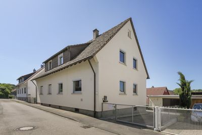 Kleine Doppelhaushälfte mit Potential