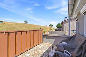 Ländlich eingebettete und modernisierte Doppelhaushälfte mit Garage, Kaminofen und Einbauküche – Die vollständige Adresse der Immobilie erhältst du vom Anbieter., 53894 Mechernich – Vorschaubild 2