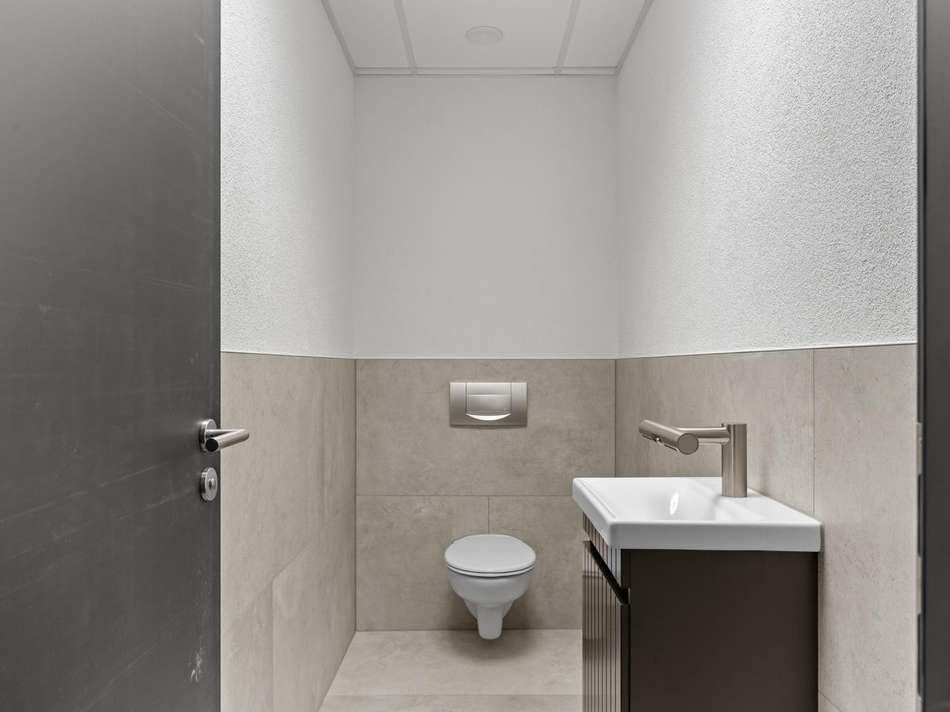 Gewerbe Damentoilette