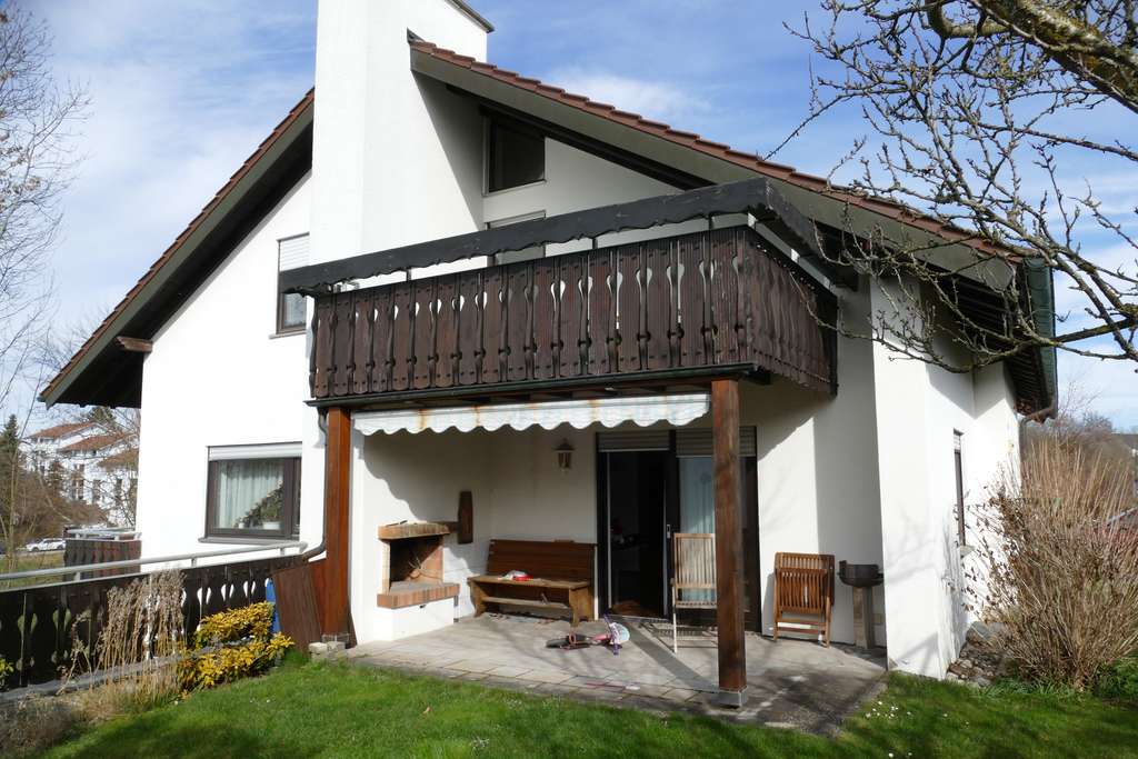 Immobilie in Mittelbiberach - Geräumiges Einfamilienhaus mit 8 Zimmern und Garage in Mittelbiberach - Bild 0