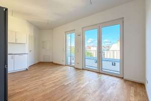 Kompakte Dachgeschosswohnung nah Schloß Charlottenburg - 2,5 Zimmer am Mierendorffplatz
