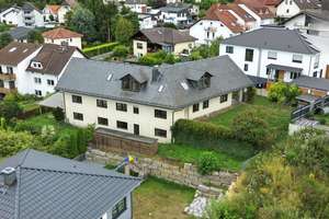 Großzügiges Einfamilienhaus mit Gewerbeoption in Neu-Anspach – 9 Zimmer, Balkon, Weitblick & Sauna – Die vollständige Adresse der Immobilie erhältst du vom Anbieter., 61267 Neu-Anspach – Vorschaubild 1