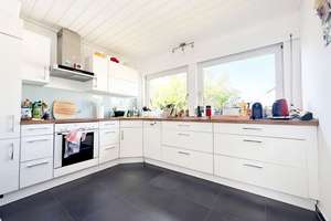 Maisonette-Wohnung mit Südbalkon, 109 m², Homeoffice-Bereich & Carport in Erlangen-Büchenbach – Die vollständige Adresse der Immobilie erhältst du vom Anbieter., 91056 Büchenbach Dorf, Erlangen – Vorschaubild 2