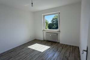 Komplett renovierte 4,5-Zimmer-Wohnung mit Balkon in Gelsenkirchen-Resse – ca. 90 m² – Middelicher Straße 280, 45892 Resse, Gelsenkirchen – Vorschaubild 15