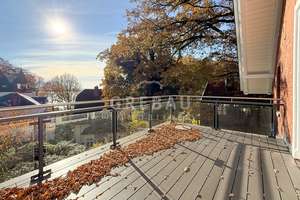 Rarität am Süllberg: Einfamilienhaus mit herrlichem Garten und Elbblick – Die vollständige Adresse der Immobilie erhältst du vom Anbieter., 22587 Blankenese, Hamburg – Vorschaubild 2