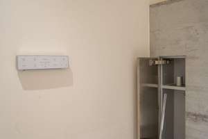 Deine Zweitwohnung? Studio Apartment mit Fahrstuhl im Dachgeschoss eines schönen Altbaus – Wühlischstraße 32, 10245 Friedrichshain, Berlin – Vorschaubild 12