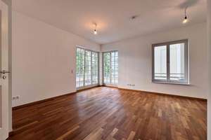 Bezugsfrei ab 01.09.26 ** 2-Zimmer-Neubauwohnung mit EBK, Balkon, Fahrstuhl & eigenem PKW-Stellplatz – Großbeerenstraße 295B, 14480 Am Stern, Potsdam – Vorschaubild 5