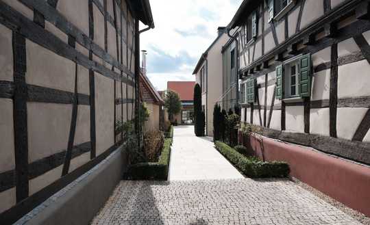Neuer Preis: Imposantes Anwesen mit Pool in bestem Zusatnd