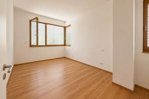 GRUNEWALD: LUXUS VILLA: 240 m² Wohnen sowie 350 m² GARTEN per 01.10.26 zu VERMIETEN (mind. 3 Jahre) – Die vollständige Adresse der Immobilie erhältst du vom Anbieter., 14193 Grunewald, Berlin – Vorschaubild 20