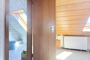 Familienfreundliche Doppelhaushälfte in ruhiger Lage von Oberasbach – Die vollständige Adresse der Immobilie erhältst du vom Anbieter., 90522 Oberasbach – Vorschaubild 13