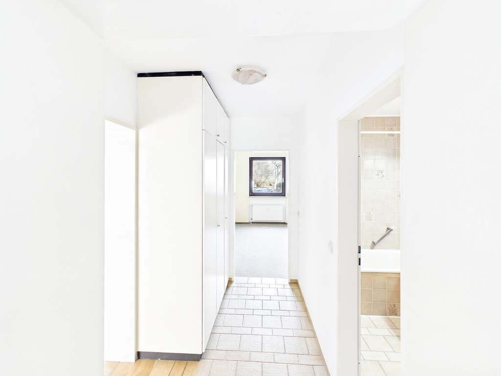 Immobilie in Kaufering - Helle 3-Zimmer-Eigentumswohnung in Kaufering mit Raum für eigene Ideen - Bild 4