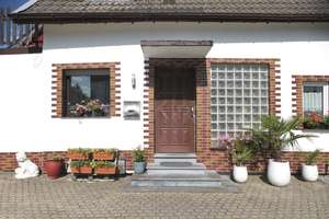 ++ FREISTEHENDES 1-2 FAMILIENHAUS + SONNENTERRASSEN + GARTEN IN GUTER LAGE!! ++ – Die vollständige Adresse der Immobilie erhältst du vom Anbieter., 52156 Monschau – Vorschaubild 3