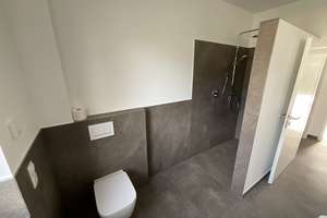 Attraktiver Neubau
Hochwertige Doppelhaushälfte in Holte – Die vollständige Adresse der Immobilie erhältst du vom Anbieter., 49774 Lähden – Vorschaubild 12