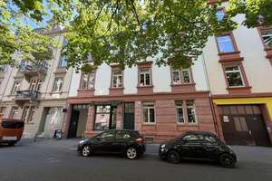 Attraktives Ensemble im Frankfurter Nordend– Denkmalgeschütztes Vorder- und Hinterhaus mit Potenzial – 60316 Nordend-Ost, Frankfurt am Main – Vorschaubild 2