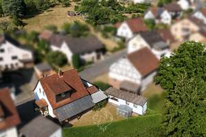 Wohnhaus mit Potenzial – großzügiger Garten und vielfältige Gestaltungsmöglichkeiten – 97896 Freudenberg – Vorschaubild 2