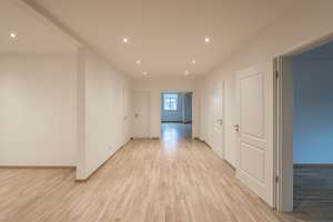 Über den Dächern von Leipzig - Herrschaftliches Wohnen in der exklusiven Villa Praetorius! – Liviastraße 3, 4105 Zentrum-Nordwest, Leipzig – Vorschaubild 3