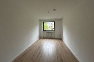 Großzügige 4-Zimmer-Wohnung mit Balkon in ruhiger Lage von Berne – Hermann-Balk-Str. 111b, 22147 Rahlstedt, Hamburg – Vorschaubild 4