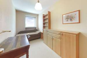 Charmante 3 Zi. -Wohnung mit Loggia und Garage in ruhiger Lage – Die vollständige Adresse der Immobilie erhältst du vom Anbieter., 90449 Röthenbach West, Nürnberg – Vorschaubild 6
