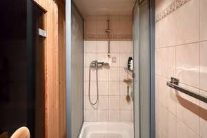 Von Privat! Familienfreundliches RMH in Puchheim-Ort, 4 Schlafzimmer, Solar, Kachelofen & Garage – Hechtstraße 6, 82178 Puchheim – Vorschaubild 28