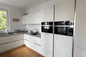 Exklusive 4-Zimmer-Wohnung mit Blick auf Kurhaus & Staatstheater – Wohnen in einer der besten Lagen – Prinzessin-Elisabeth-Straße 5, 65193 Nordost, Wiesbaden – Vorschaubild 4