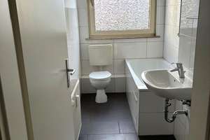 Sehr schön geschnittene 3 Zimmer Wohnung mit Balkon in Gelsenkirchen zu vermieten – Feldhauser Straße 139, 45896 Scholven, Gelsenkirchen – Vorschaubild 10