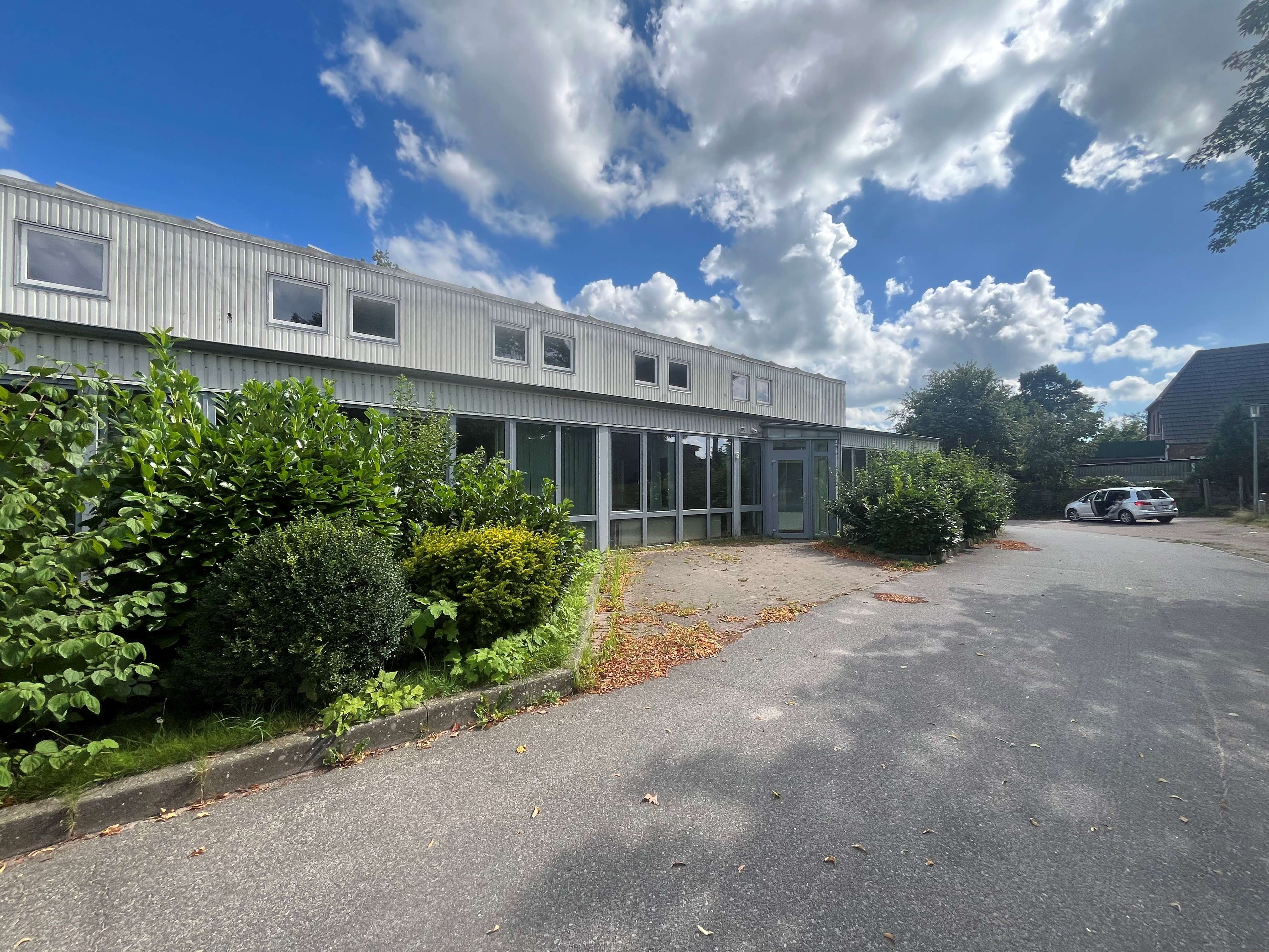 großzügiges Gewerbeobjekt in Meldorf