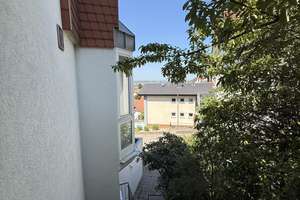 Panoramablick über die Rheinebene – Stilvolle Doppelhaushälfte mit Einlieger in begehrter Hanglage – Die vollständige Adresse der Immobilie erhältst du vom Anbieter., 69226 Nußloch – Vorschaubild 6