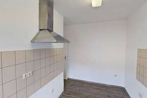 Durchdacht & geräumig: Helle 3-Zimmer-Wohnung mit Tageslicht-Vollbad – Lahrkampstraße 1, 33104 Schloß Neuhaus, Paderborn – Vorschaubild 8