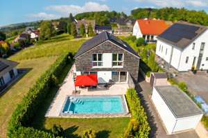 Ihr Traum, Neuwertiges  Viehbrock Effizienzhaus 40 Plus A+ 13kWh,Pool, Garantien, Autark, Garage – Efeuweg 7, 59581 Warstein – Vorschaubild 13