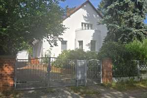 Zu verkaufen! Freistehendes Einfamilienhaus in Berlin-Lankwitz! – Brucknerstraße 49, 12247 Lankwitz, Berlin – Vorschaubild 2